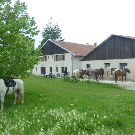 Auberge Le Sillet Longcochon Exterior foto