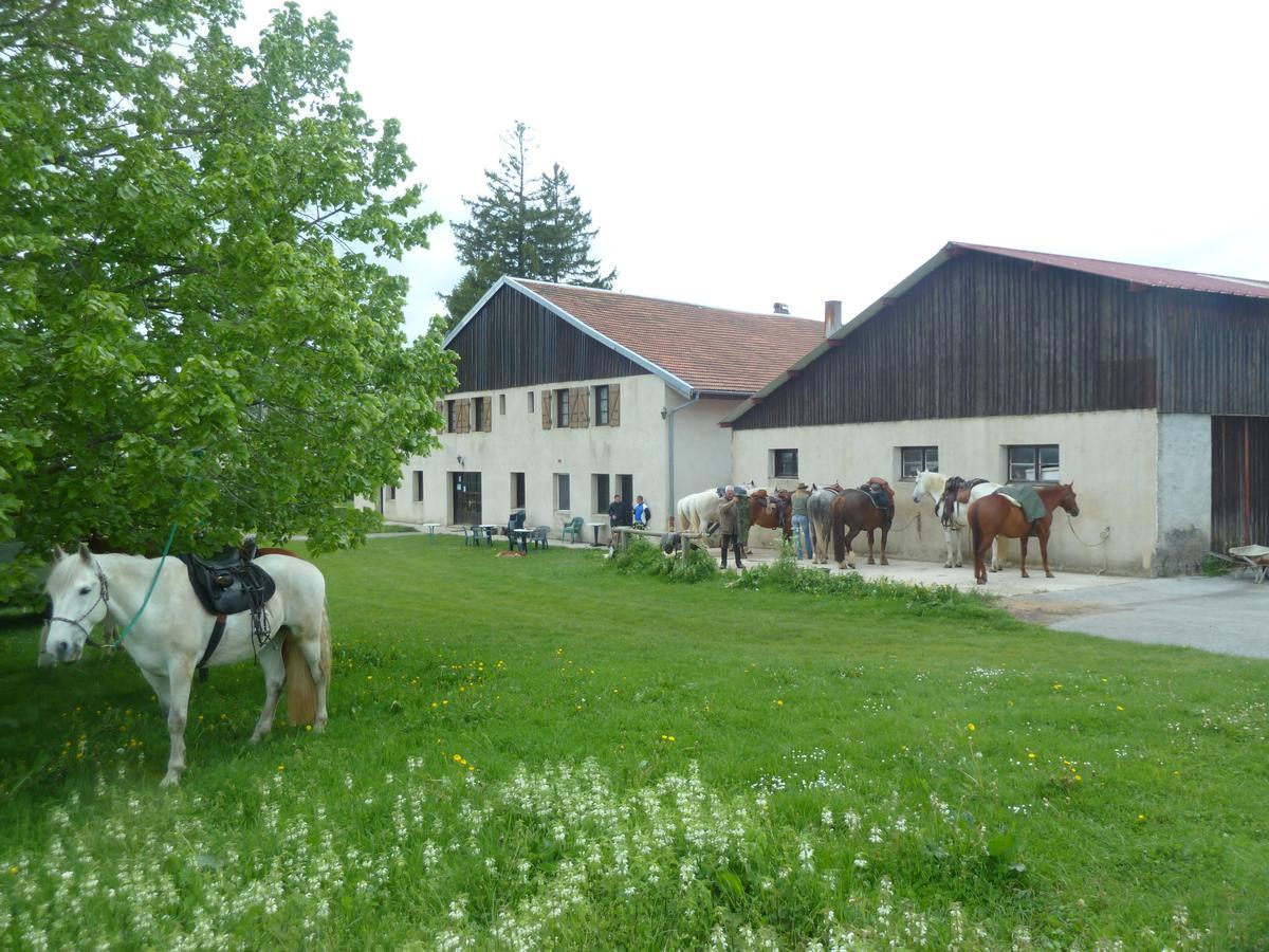 Auberge Le Sillet Longcochon Exterior foto