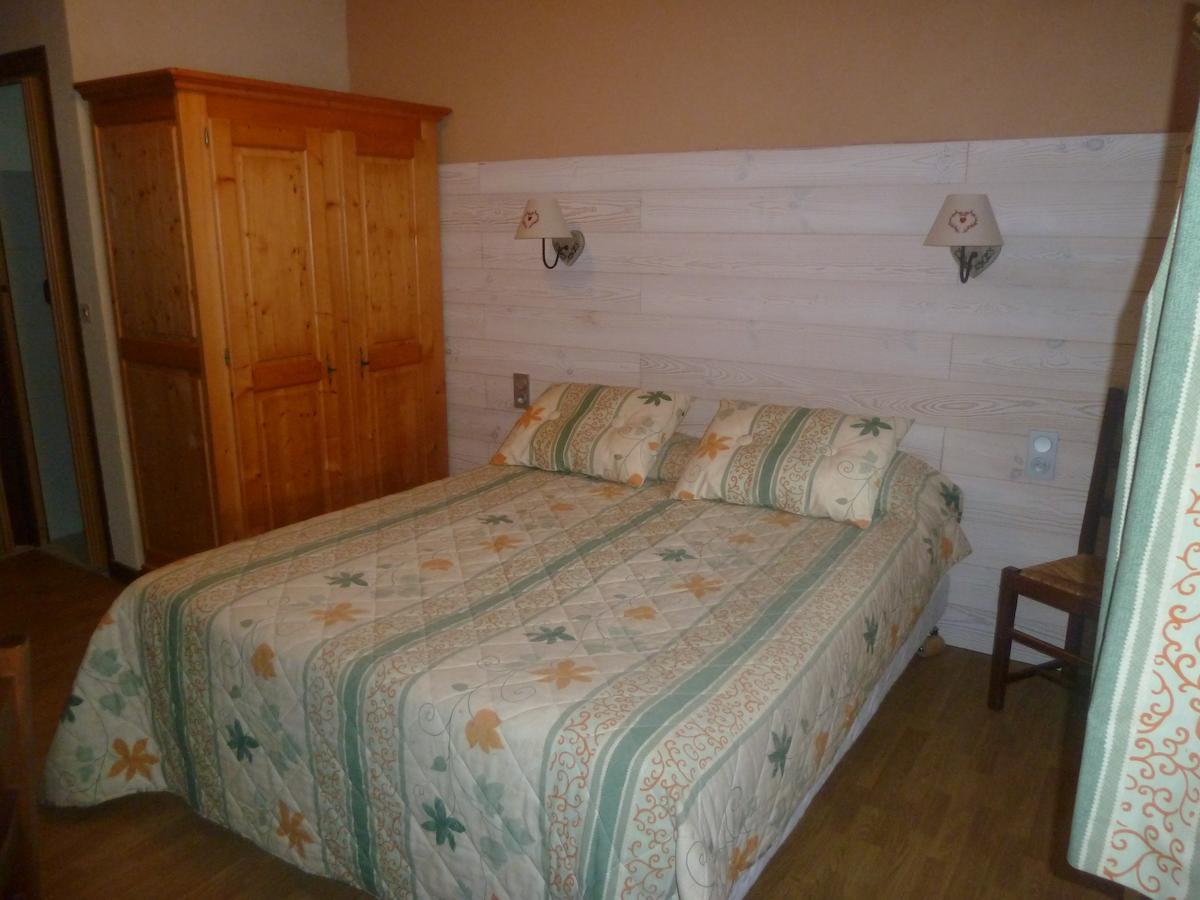 Auberge Le Sillet Longcochon Zimmer foto